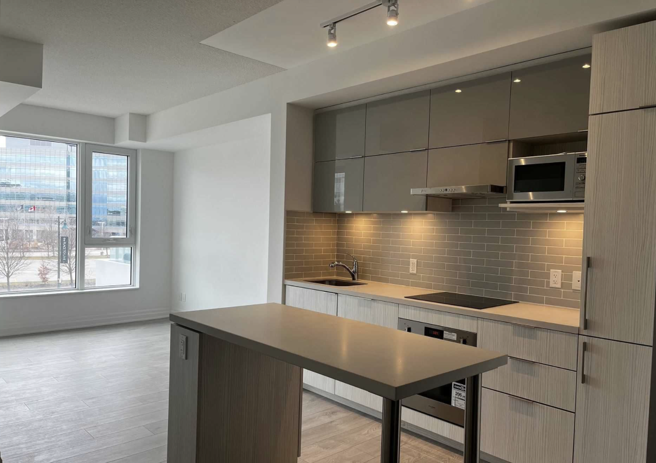 8 Rouge Valley Drive West #305 - Photo 3 of 9