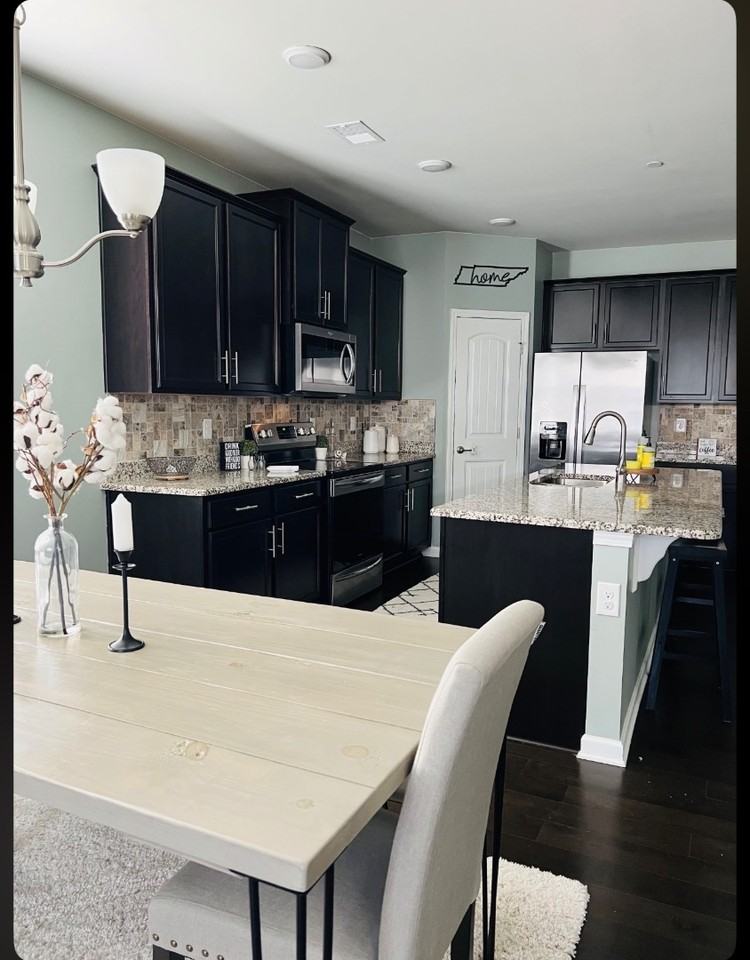 410 Prestige Ct - Photo 4 of 11