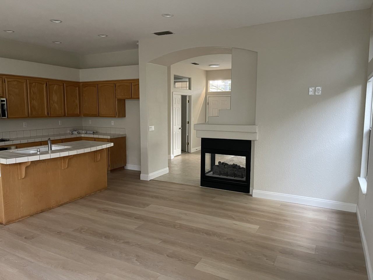 5637 Darby Rd #NA - Photo 5 of 16