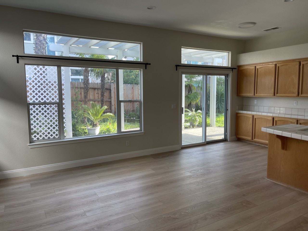 5637 Darby Rd #NA - Photo 7 of 16