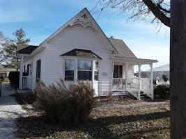 featured image of 322 Chestnut St #NA