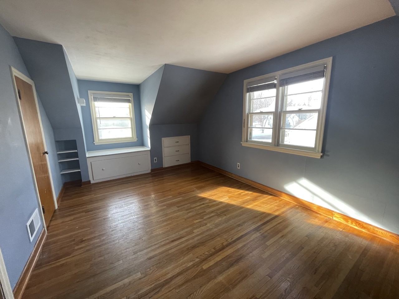 505 1st St Ne #NA - Photo 6 of 9