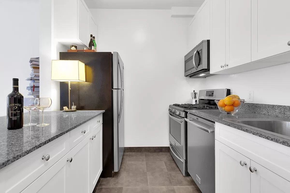 Wall St #212A - Photo 3 of 14