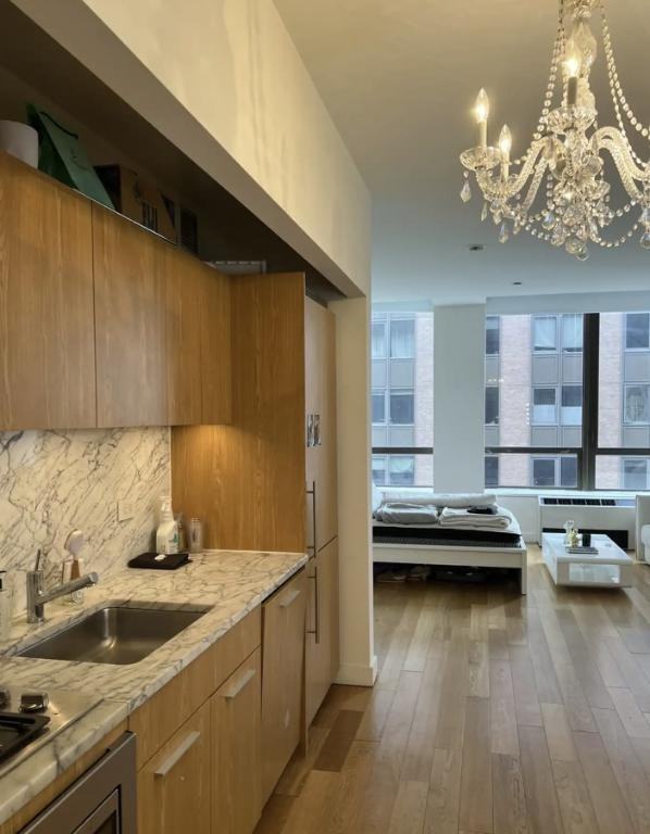 Wall St #1804 - Photo 5 of 15