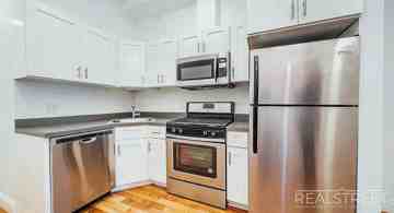 featured image of 295 Wyckoff Ave #2R