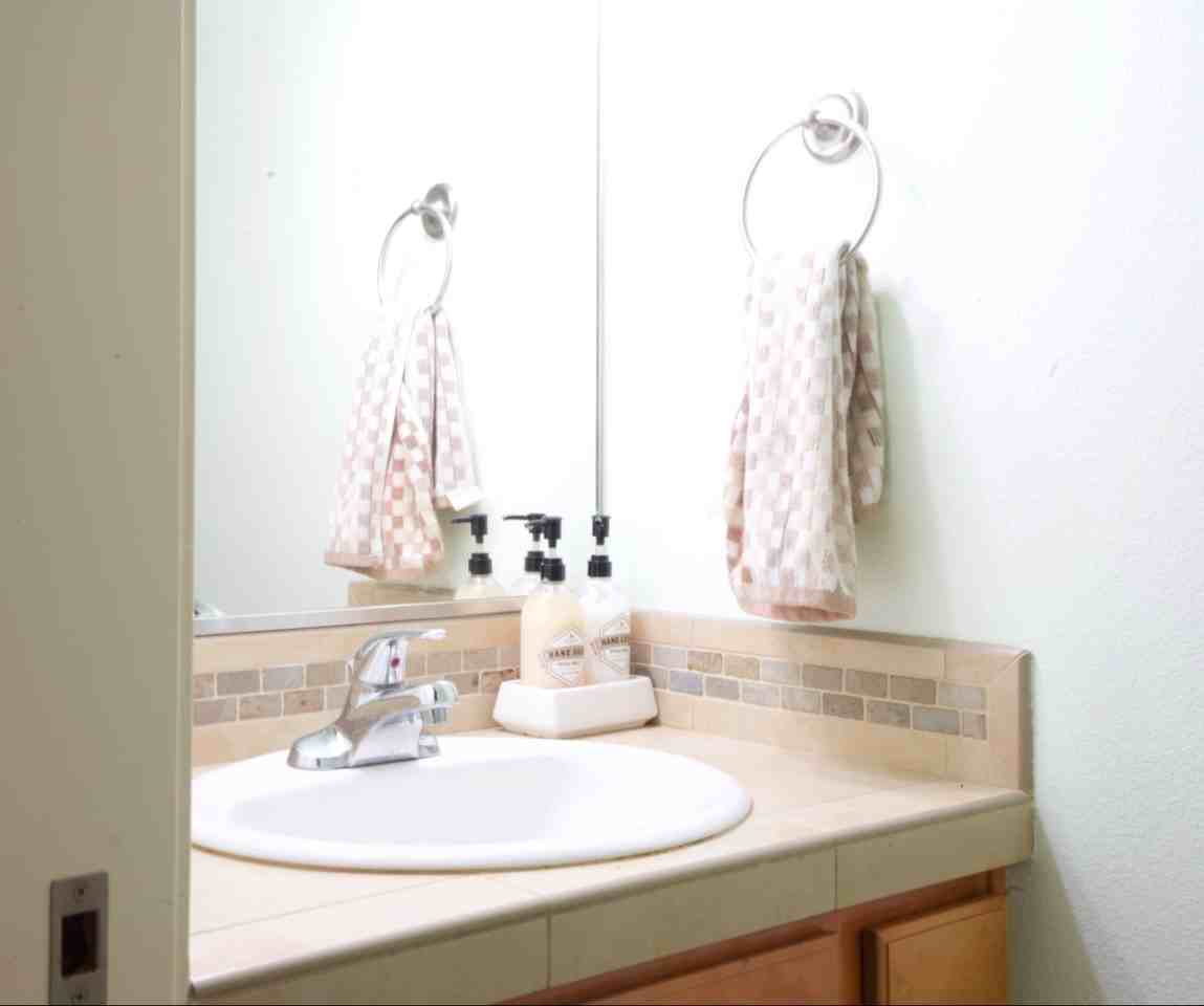 1448 Ne 176th Ave #NA - Photo 4 of 12