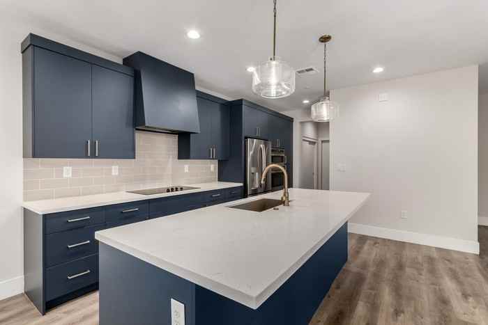 165 E Lexington Ave - Photo 6 of 27