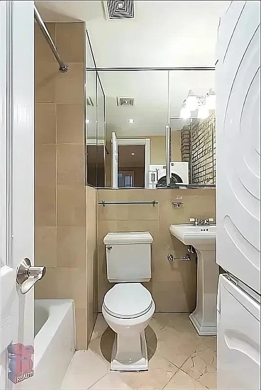 613 E 6th St #3E - Photo 5 of 5