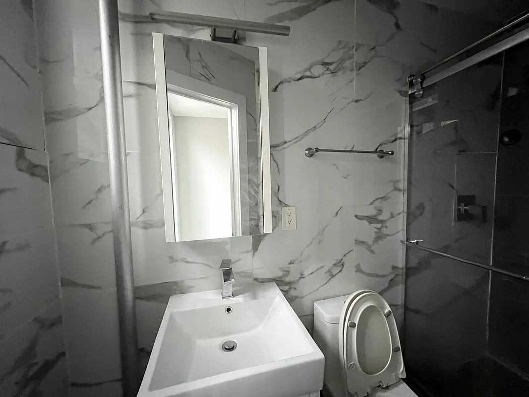 321 E 115th St #3A - Photo 5 of 6