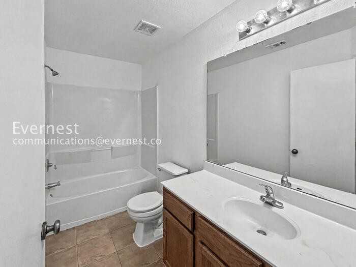 3502 Cheyenne St - Photo 4 of 25