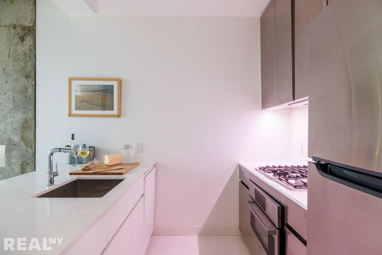 E 126th St #1003 - Photo 3 of 9