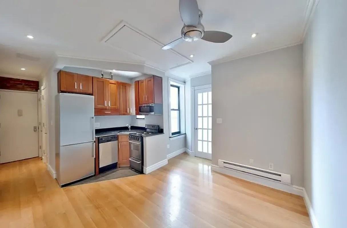 248 Mott St #10 - Photo 2 of 4