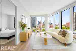 featured image of Dean St #713