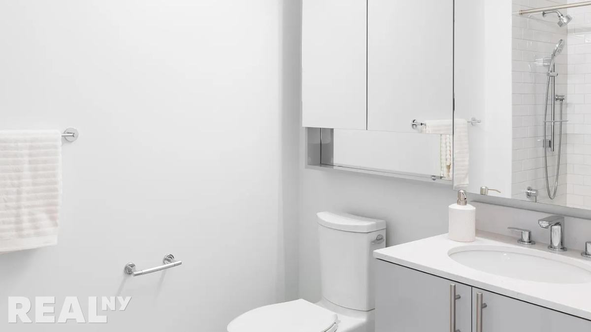 Dean St #713 - Photo 6 of 9