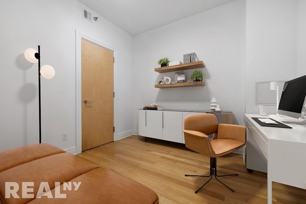 Washington St #6Q - Photo 4 of 8