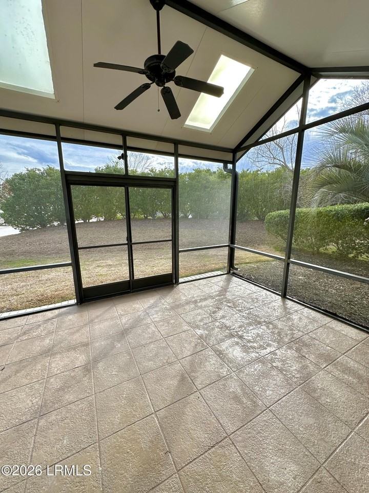 1 Pomegranate Ln - Photo 6 of 49