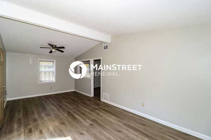 3009 Carvel St - Photo 4 of 16