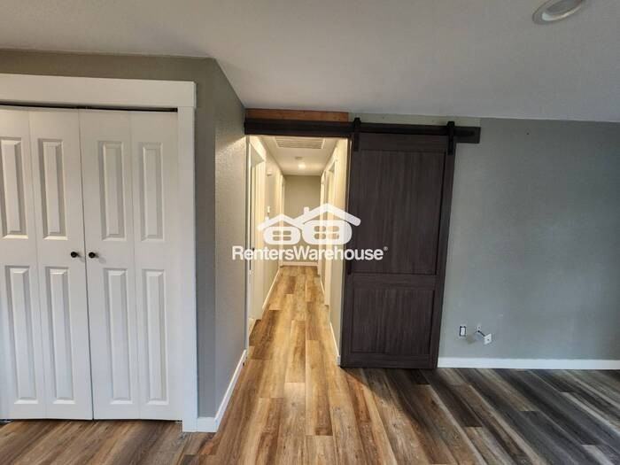 9811 48th Ave E - Photo 6 of 20