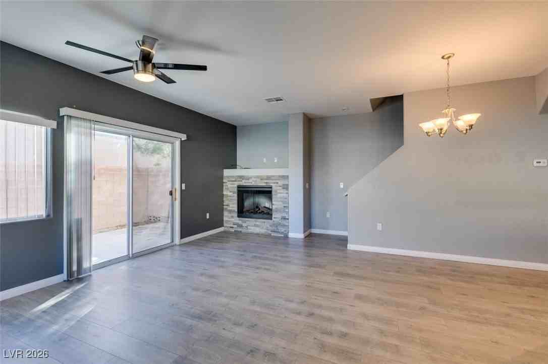 6328 Desert Leaf St #101 - Photo 4 of 32