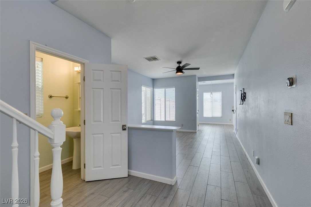 1555 Homeward Cloud Ave - Photo 3 of 33