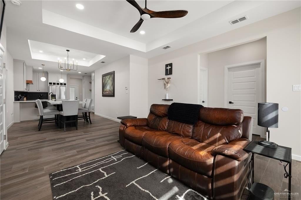 3508 E Diamondhead Ave - Photo 4 of 16