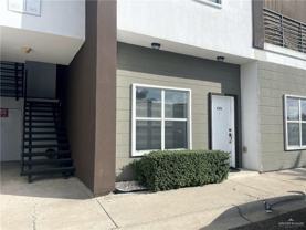 4217 Colbath Ave Apt 430a #430A - Photo 1 of 1