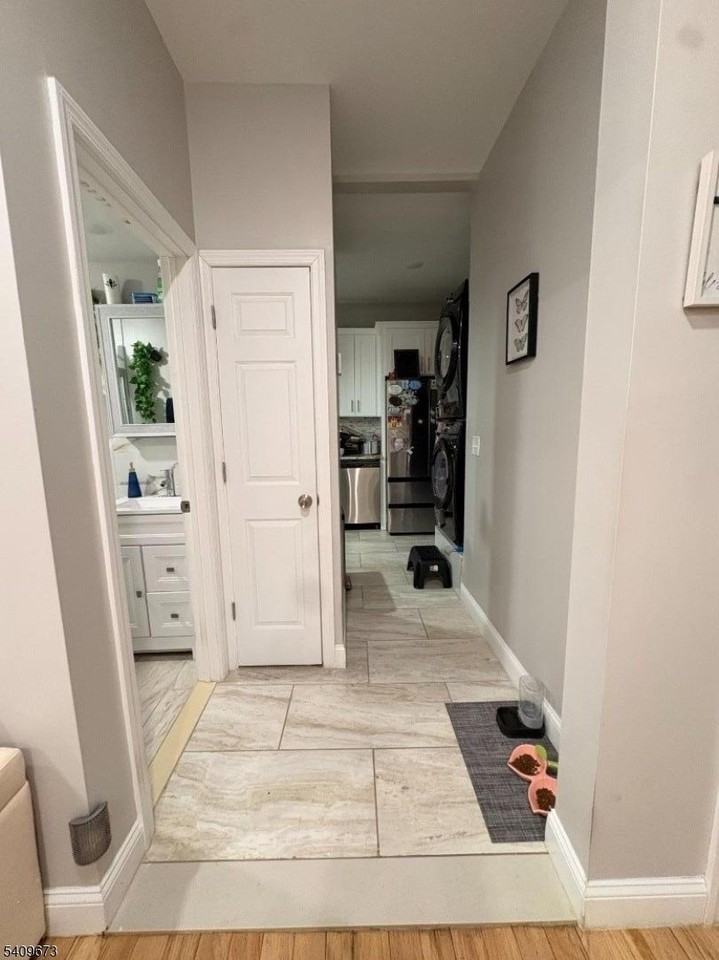 73 Oakwood Ave #1 - Photo 6 of 16