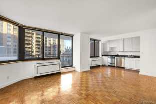 1991 Broadway Apt 8c #8C - Photo 1 of 1