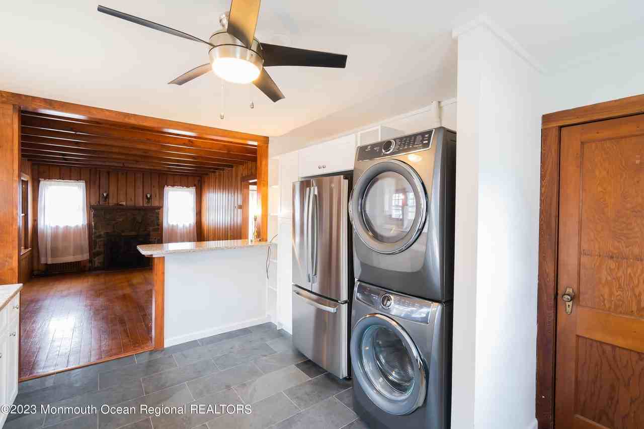 635 Princeton Ave - Photo 6 of 16