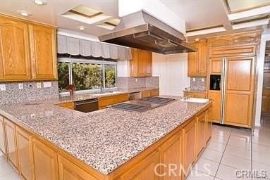 19652 Nashville St - Photo 7 of 15