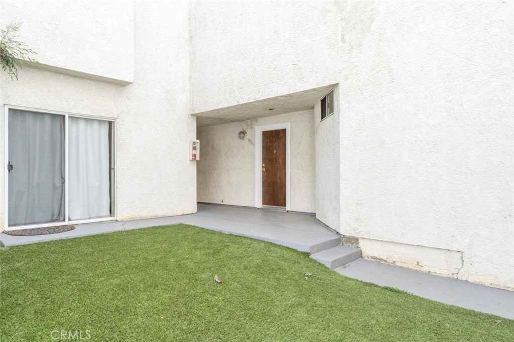 14948 Moorpark St #104 - Photo 2 of 34