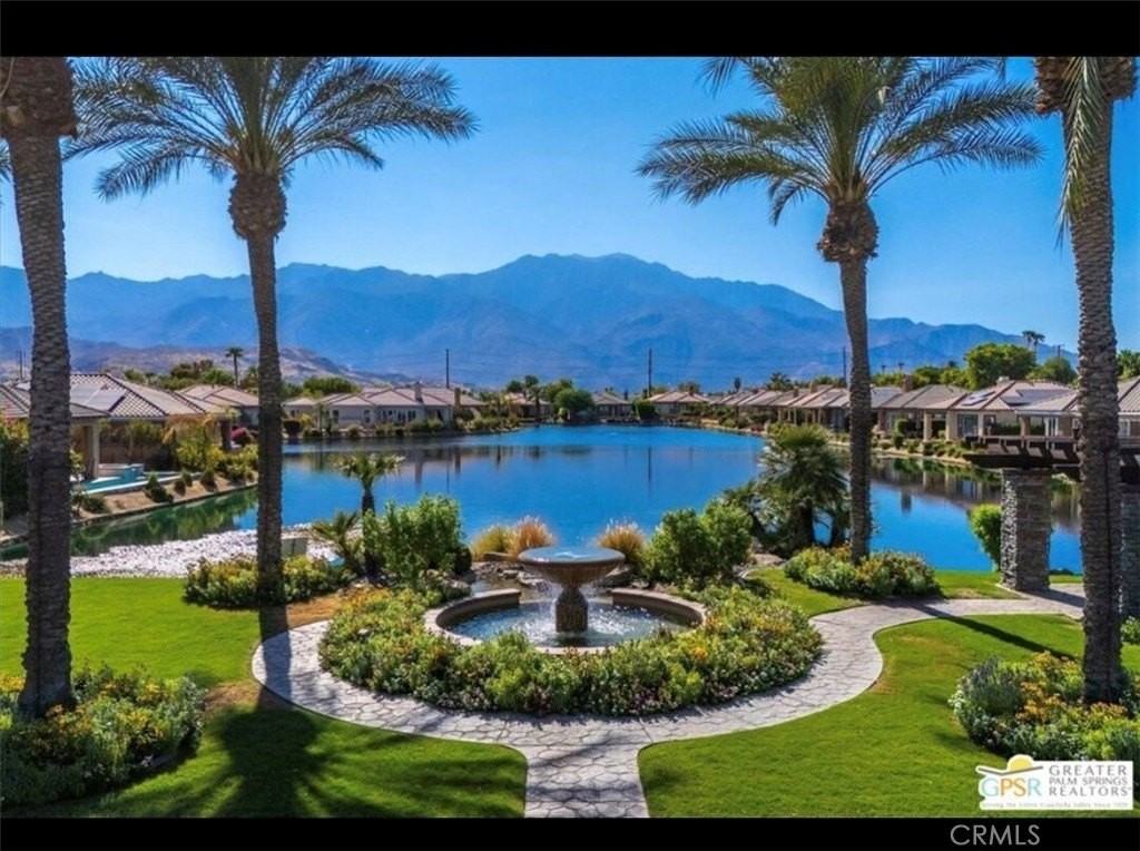 111 Shoreline Dr - Photo 3 of 8