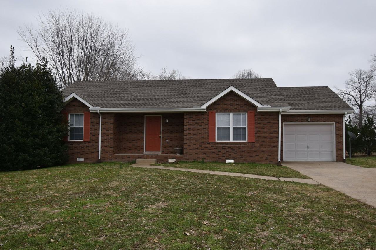 3383 Queensbury Rd - Photo 3 of 25