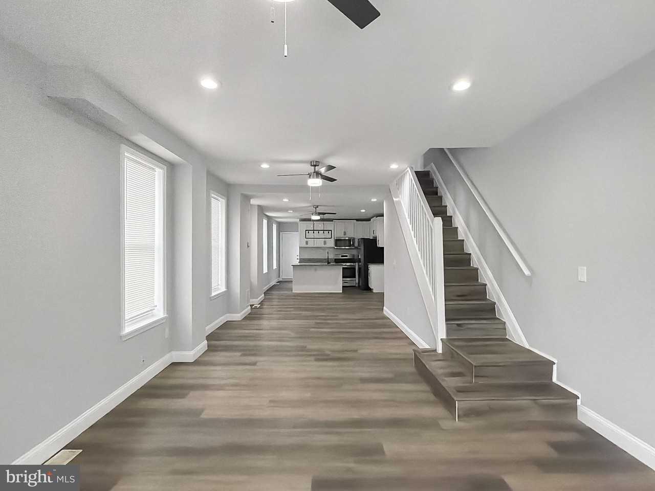 733 N Linwood Ave - Photo 3 of 23