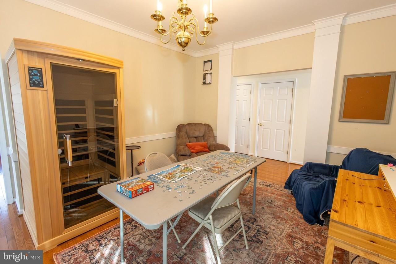 616 Yardley Ln - Photo 7 of 28