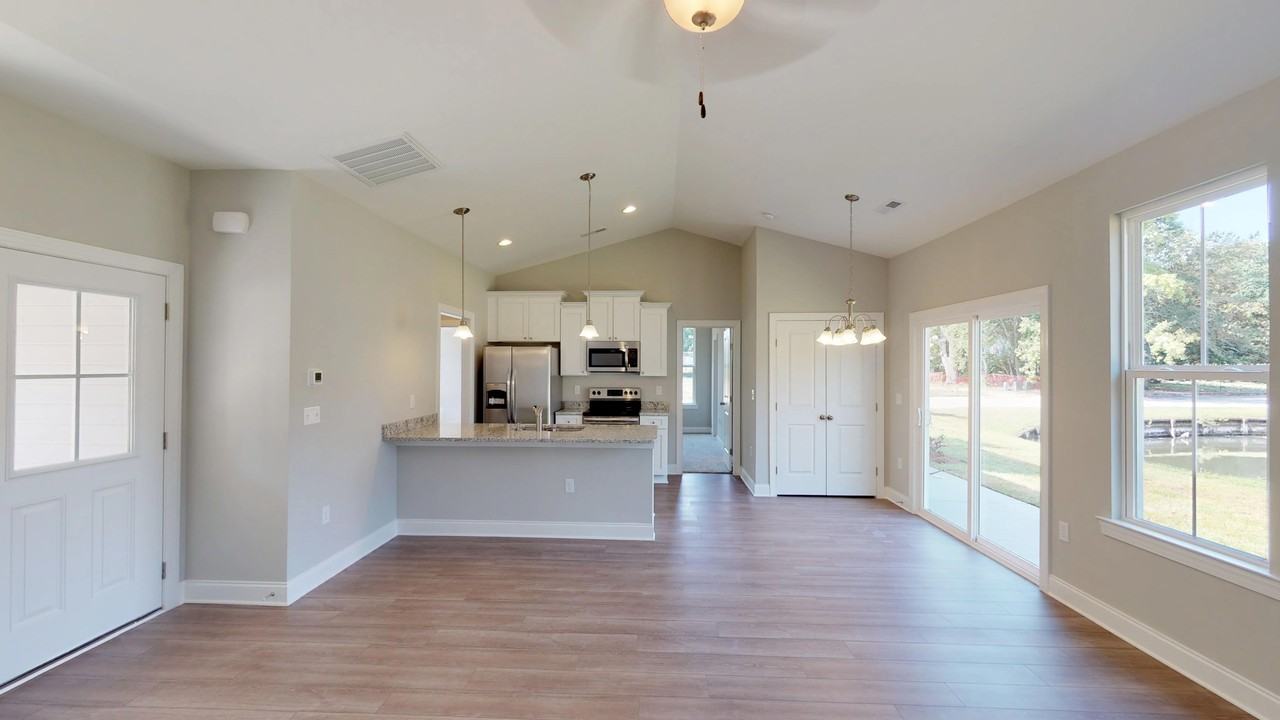 60 Racquet Club Dr #6 - Photo 2 of 19