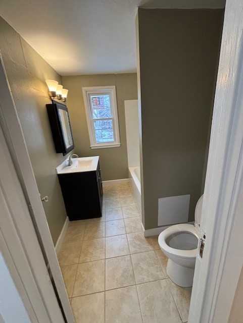 1012 E Clarke St #1 - Photo 4 of 14