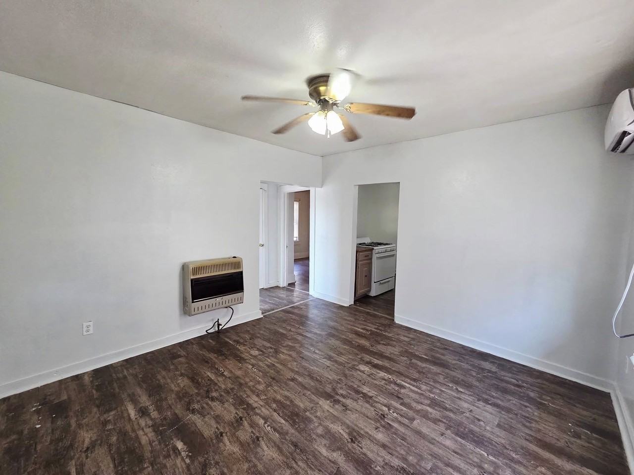 1003 S Main St - Photo 7 of 30