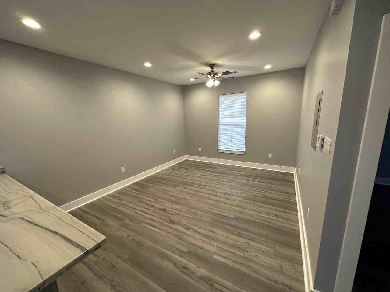 1520 Sere St #B - Photo 5 of 13