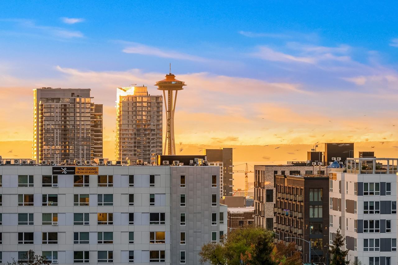 1821 13th Ave #304 - Photo 3 of 18