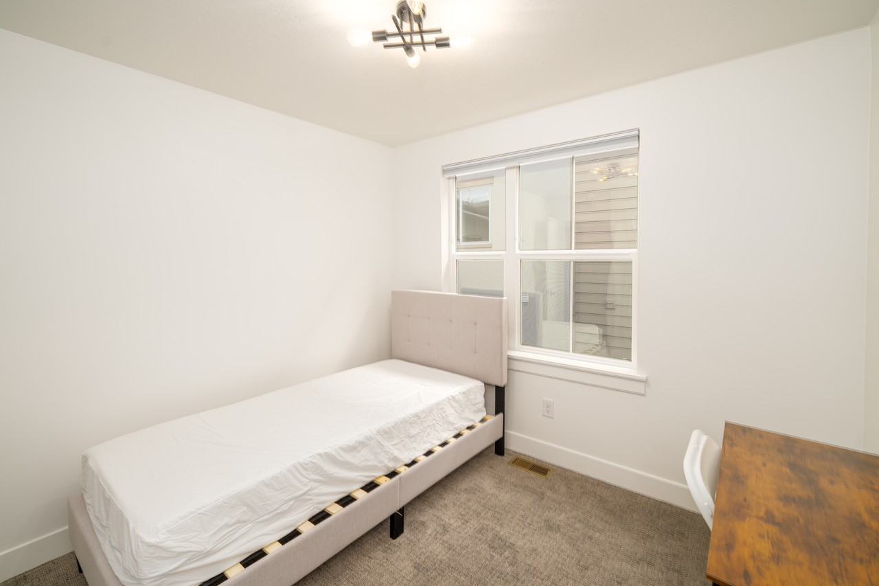 626 En, Unitbedroom - Photo 6 of 11