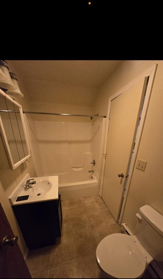 610 Sw 2nd St #2 - Photo 6 of 6