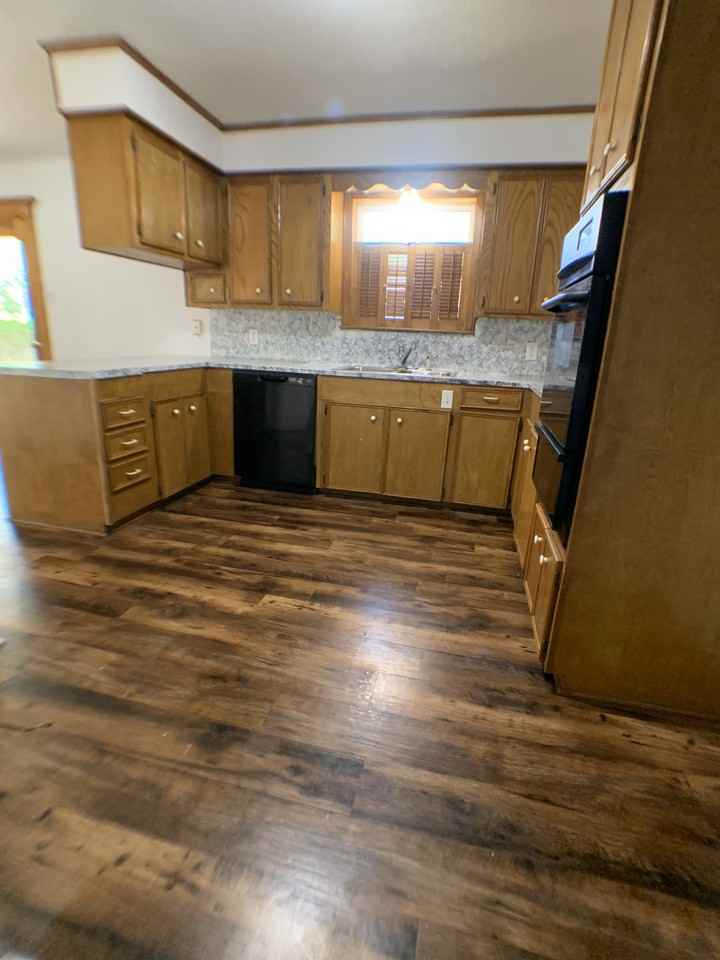 707 N Lane Wells Dr - Photo 5 of 12