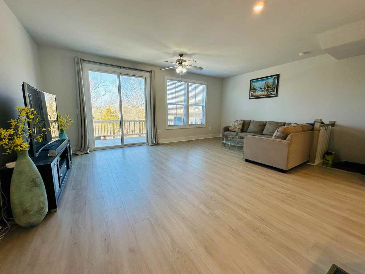 594 Hazel Dr #1 - Photo 4 of 17