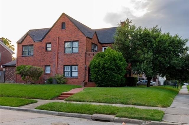 4704 Chenevert St #E - Photo 2 of 14