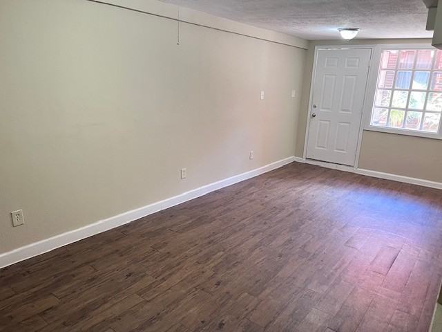 4704 Chenevert St #E - Photo 4 of 14