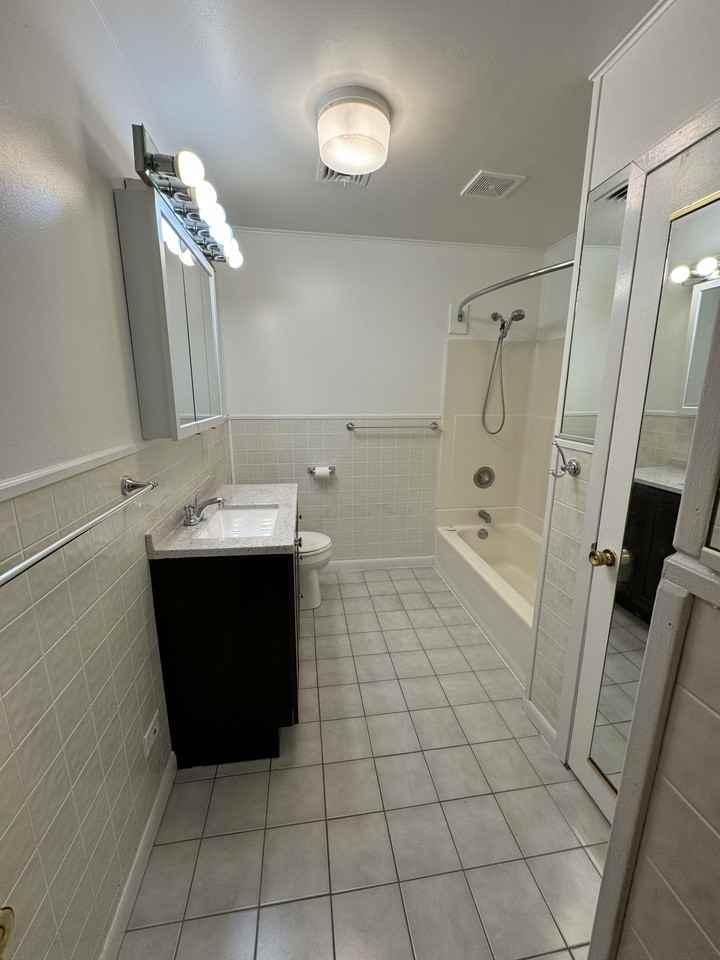 1111 Us #4 - Photo 6 of 7