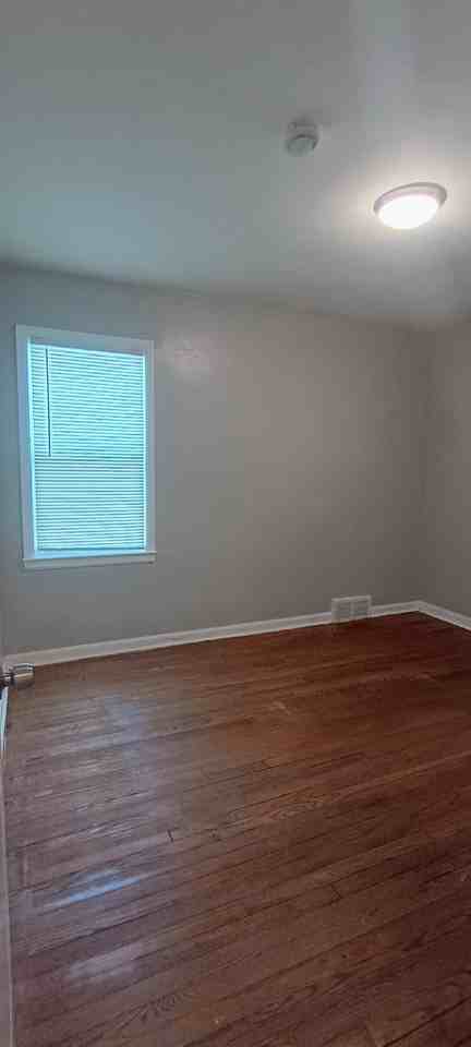 18935 Saint Marys St - Photo 7 of 13