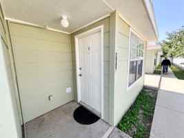 featured image of 902 Scurry St #H