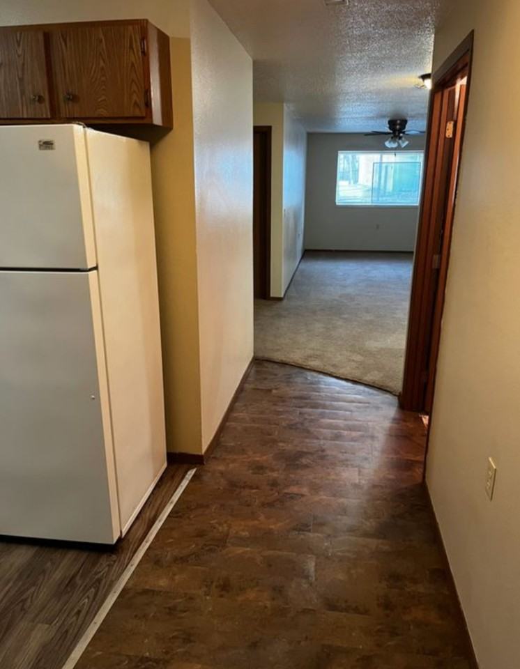 507 W 20th St #102 - Photo 6 of 8